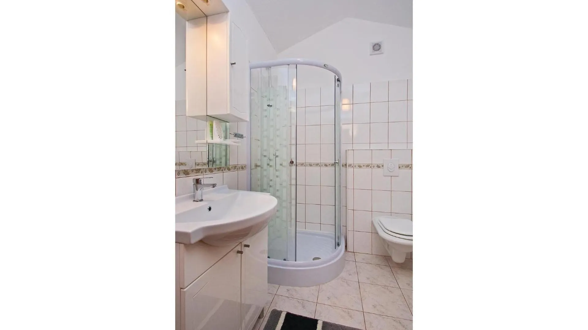 Awesome Home In Perci With Wifi Hırvatistan